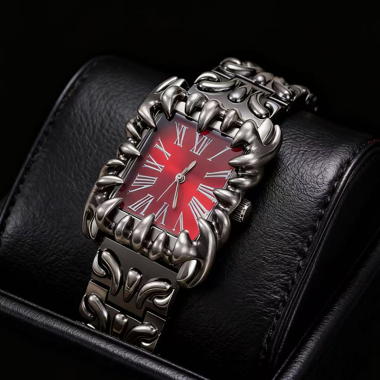 Orologio Claw Novera con quadrante romano e finitura argentata